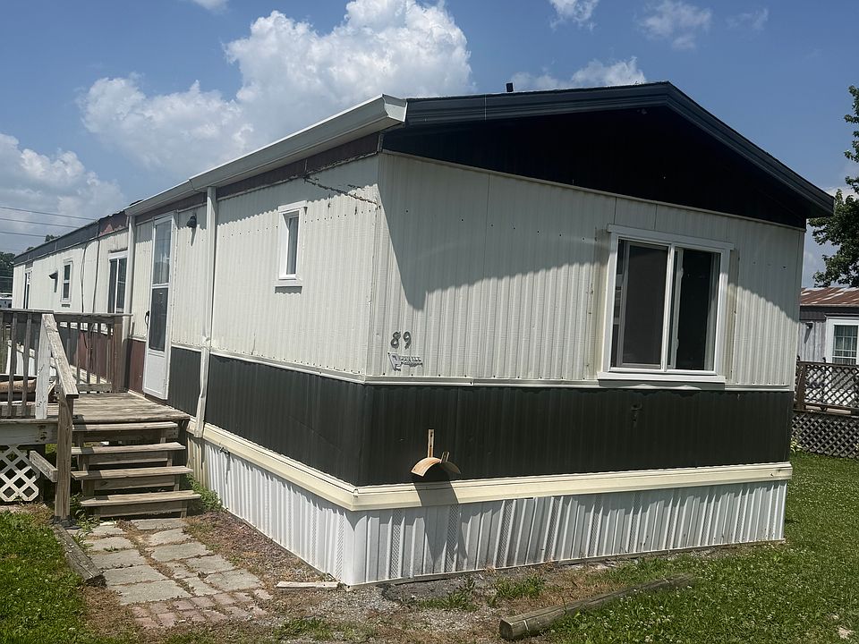 1st image of 89 Zechman Dr #89