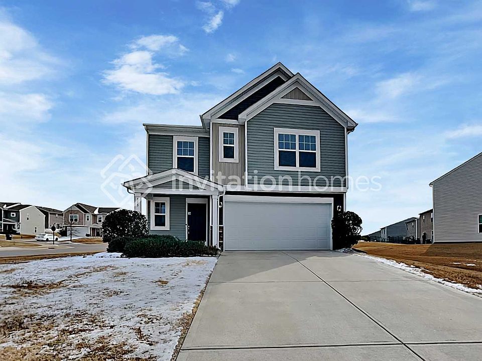 1st image of 115 Silver Oak Cir