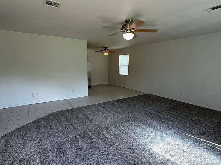 8700 S Westminster Rd — Photo 13