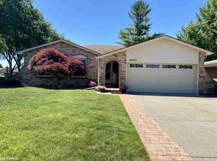 5588 Kebbe Dr, Sterling Heights, MI