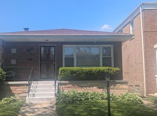 8918 S Euclid Ave, Chicago, IL 60617