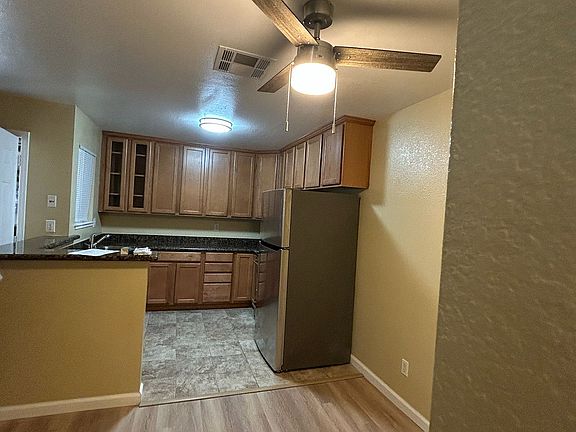 4th image of 3715 Tallyho Dr APT 76