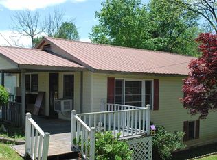 16 Riley Rd, Dahlonega, GA 30533