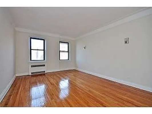 Rented by Zuz Realty | media 22