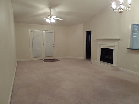 2nd image of 2945 Southshore Ct