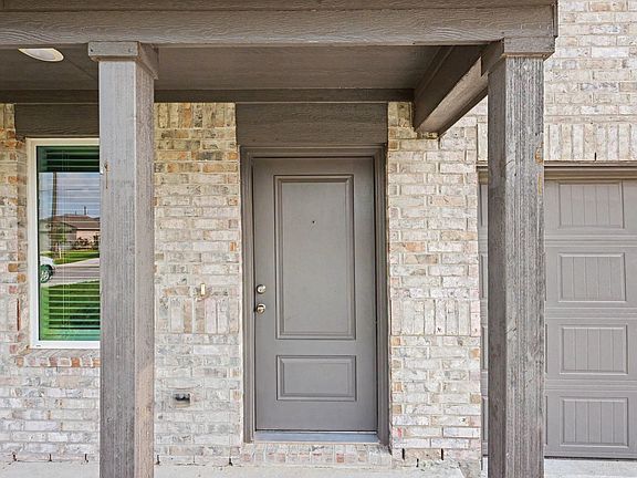 4th image of 25687 Roy Rogers Ct
