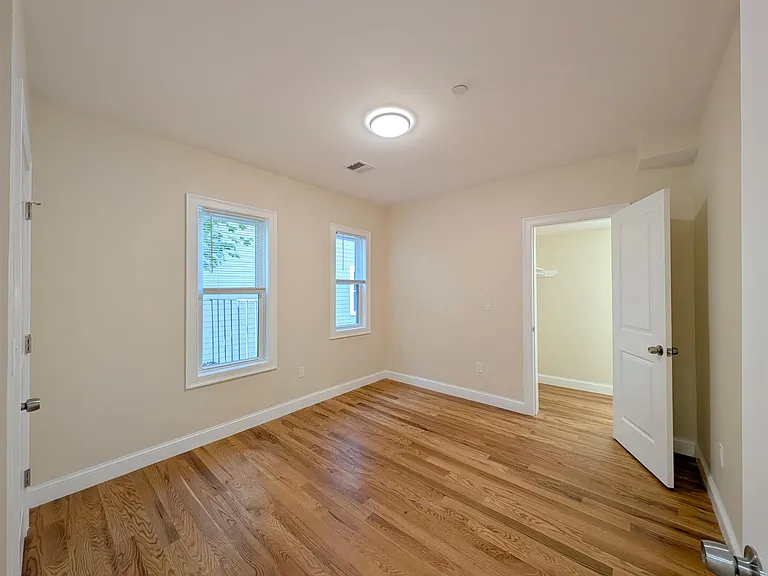 22 Holyoke Rd — Photo 7
