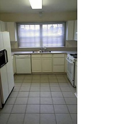 3rd image of 12406 Shelly Pines Dr