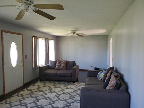5th image of 414 W Parsons Ave