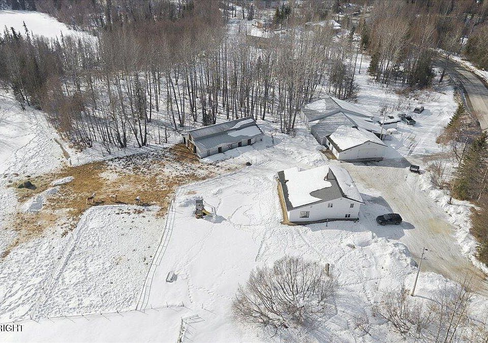 1st image of 30975 Echo Lake Rd
