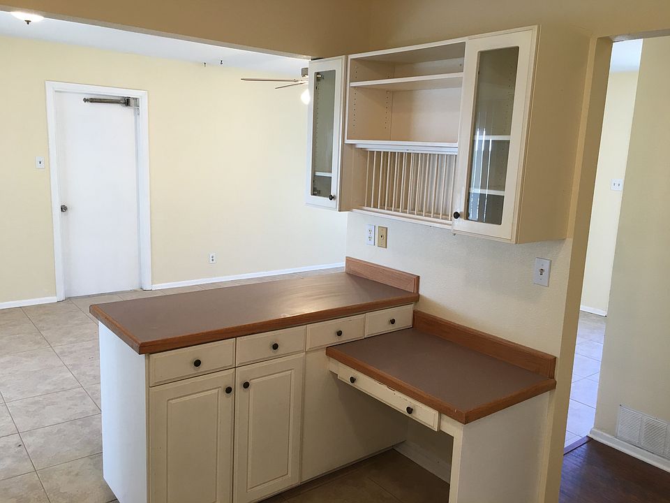 1st image of 8411 Cimarron Dr