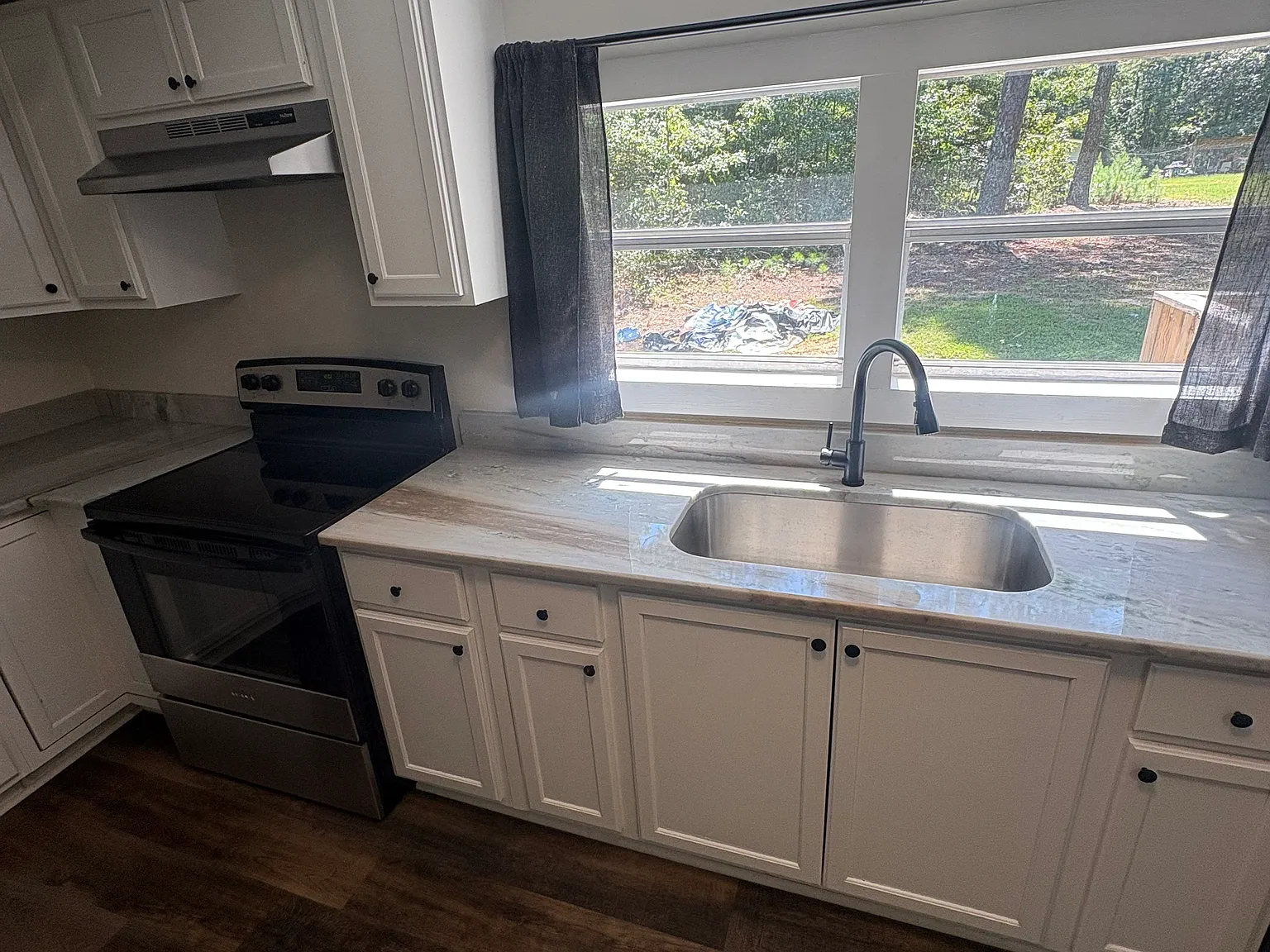 4 bed, 1920 sqft, $2,100 — Photo 4