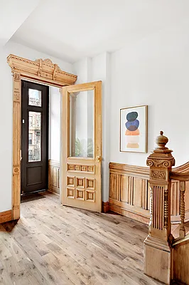 Sold by Compass | media 20