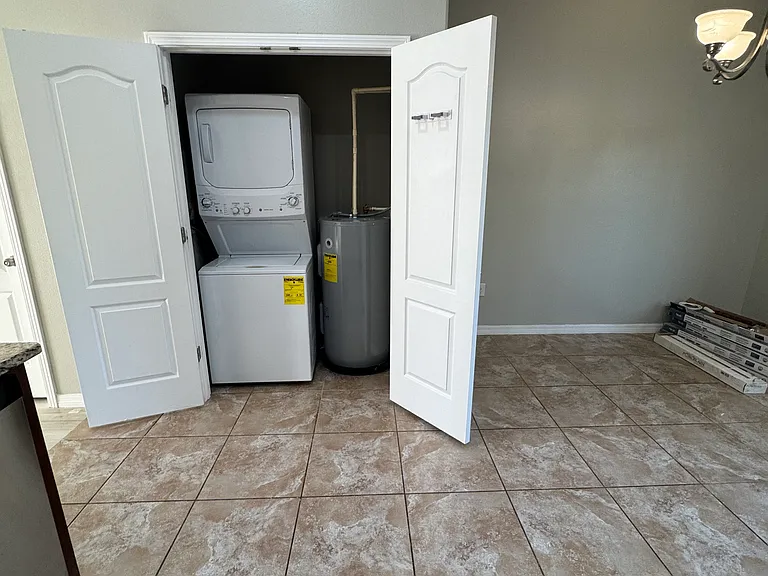 2707 Lantern Hill Ave — Photo 35