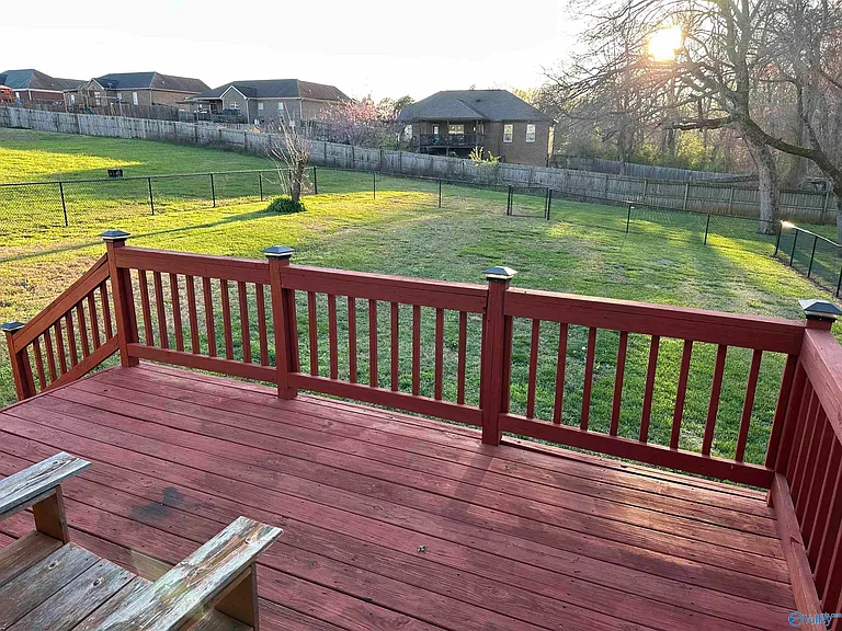 228 Tanner Point Dr — Photo 16