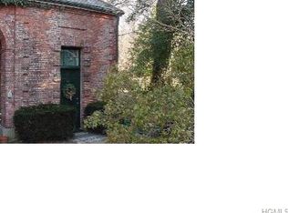 35 Station Rd, Irvington, NY 10533