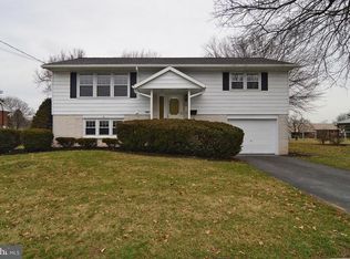339 Fry Ave, Robesonia, PA 19551