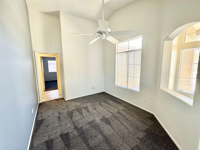 5209 W Taro Ln — Photo 14