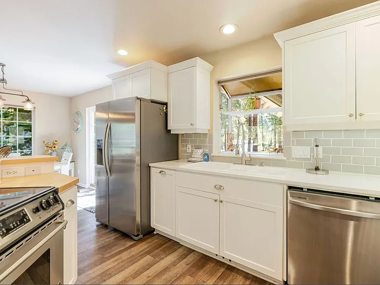 56443 Celestial Dr — Photo 12