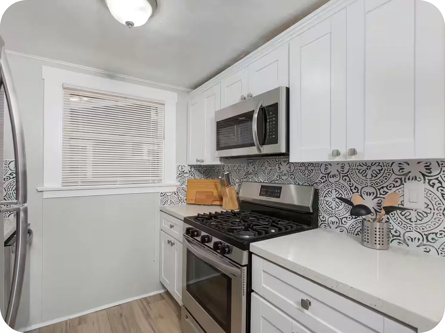 Studio, 450 sqft, $2,000 — Photo 2