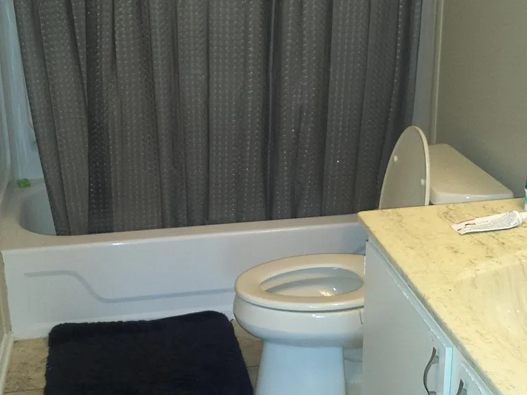 122 Mullingar Ct — Photo 7