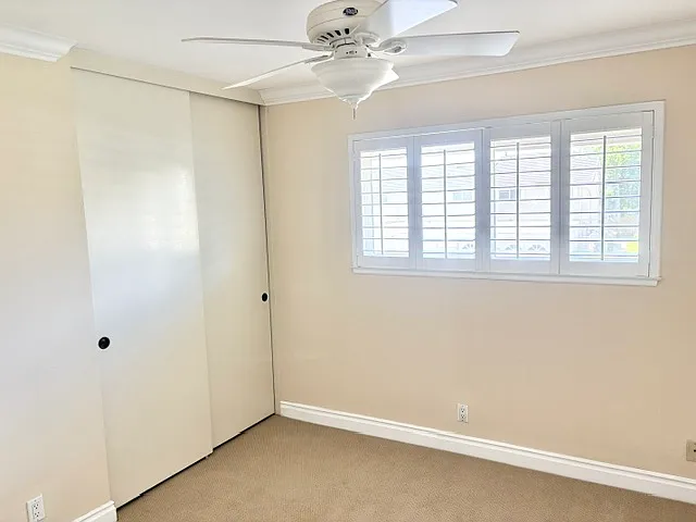 5035 Hampton Ct — Photo 14