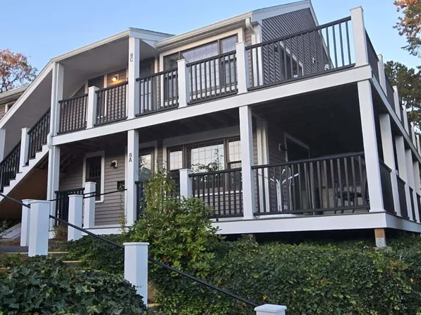 190 Rt 6A APT 8A, Orleans, MA 02653