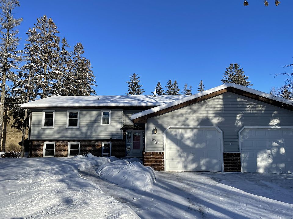 1st image of 602 1st St E