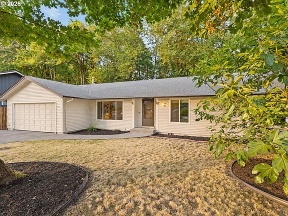 2nd image of 4724 Lamont Ct