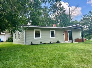 1195 Ringwalt Dr, Dayton, OH 45432