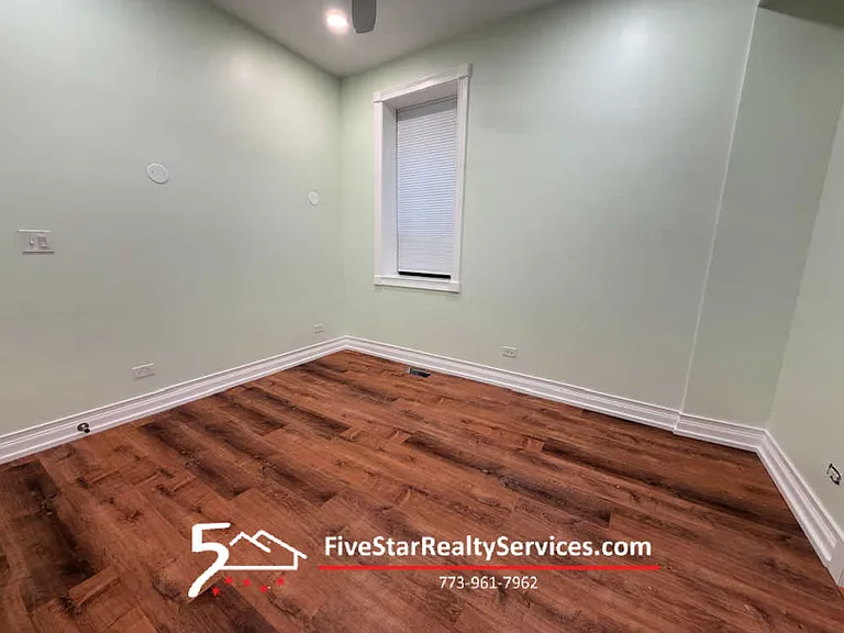 4635 N Clark St #1 — Photo 9