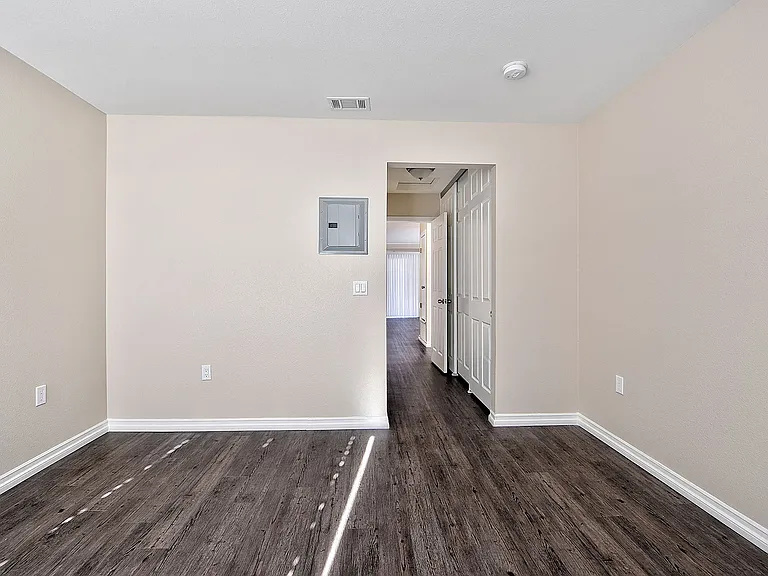 Fairway Manor Apartment Homes Bedroom
