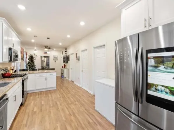 612 Magnolia Ave, Elizabeth City, NJ 07206