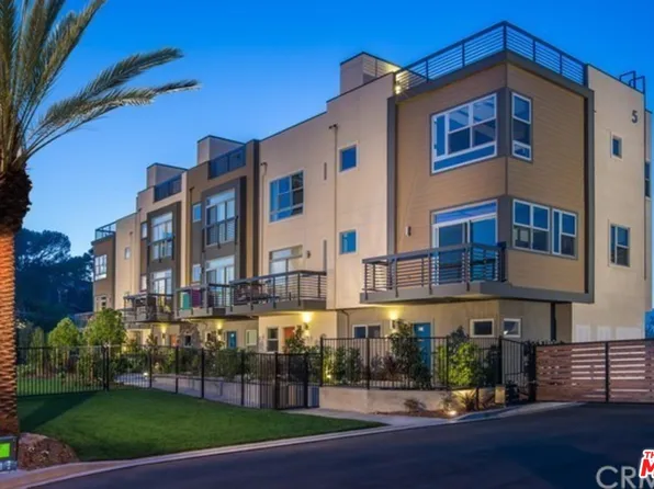2753 Waverly Dr APT 1101, Los Angeles, CA 90039
