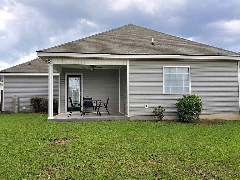 105 Monticello Dr — Photo 21
