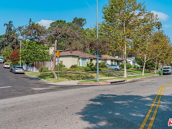 2nd image of 2939 Beverwil Dr