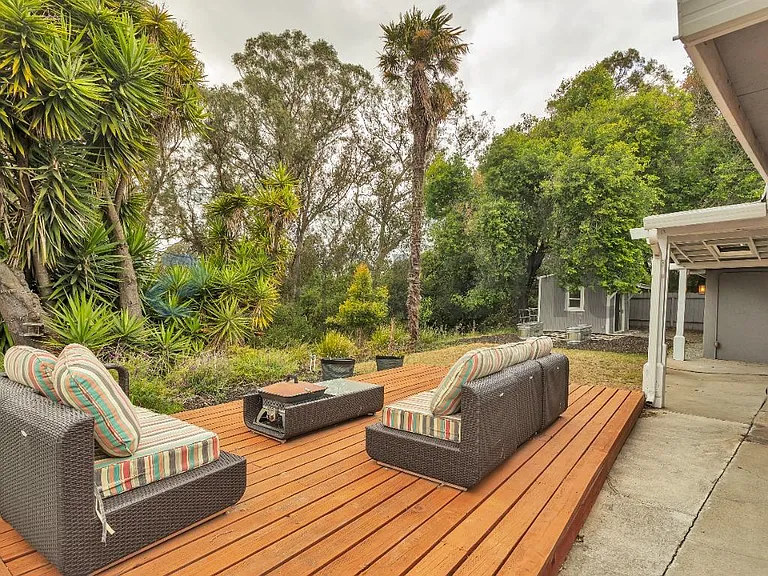 717 Pebble Dr — Photo 26