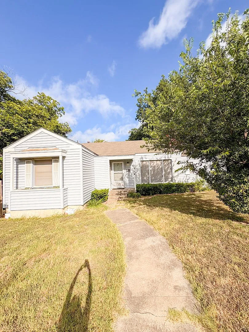 4 Bed/ 2 Bath- Historic District Home For Rent! $500 OFF First Months Rent w/ Signed Lease by Sep... — Photo 1