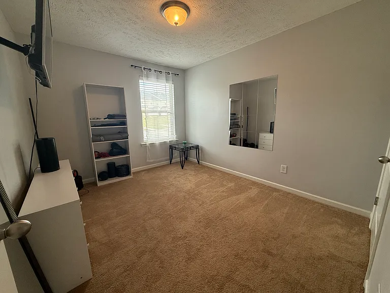 1567 Sprucedale Dr — Photo 26