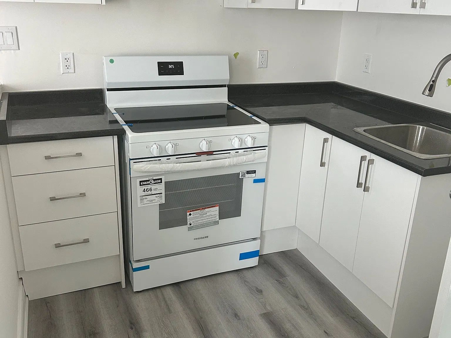 1 bed, $1,400 — Photo 2