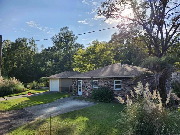 10466 Red Oak Dr, Baton Rouge, LA 70815