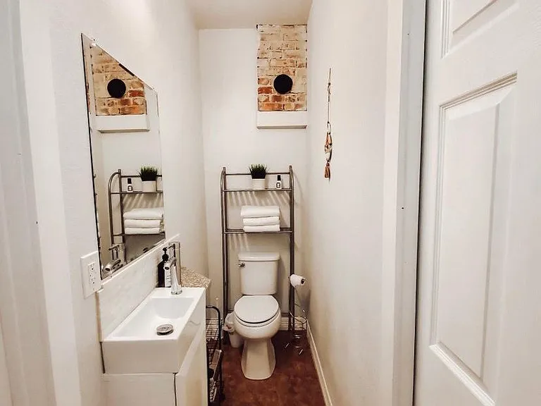 634 S Quaker Ave — Photo 12