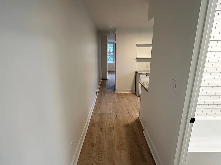 1415-1417 Columbus Ave #A — Photo 3