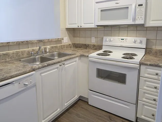 Standard Kitchen Example Standard Kitchen Example
