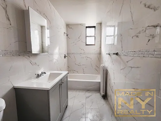 Rented by Made In NY Realty | media 7