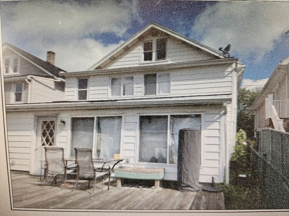 2nd image of 9 Stanton St