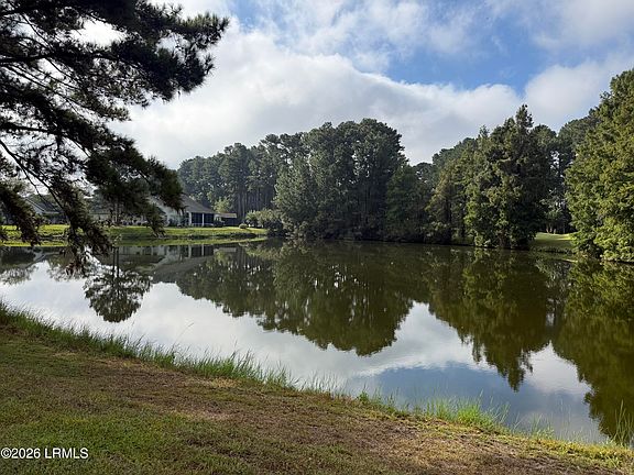 4th image of 172 Colonel Thomas Heyward Road