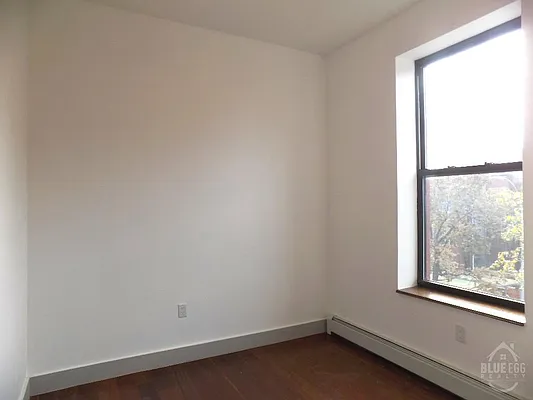 Rented by Blue Egg Realty Corp | media 22