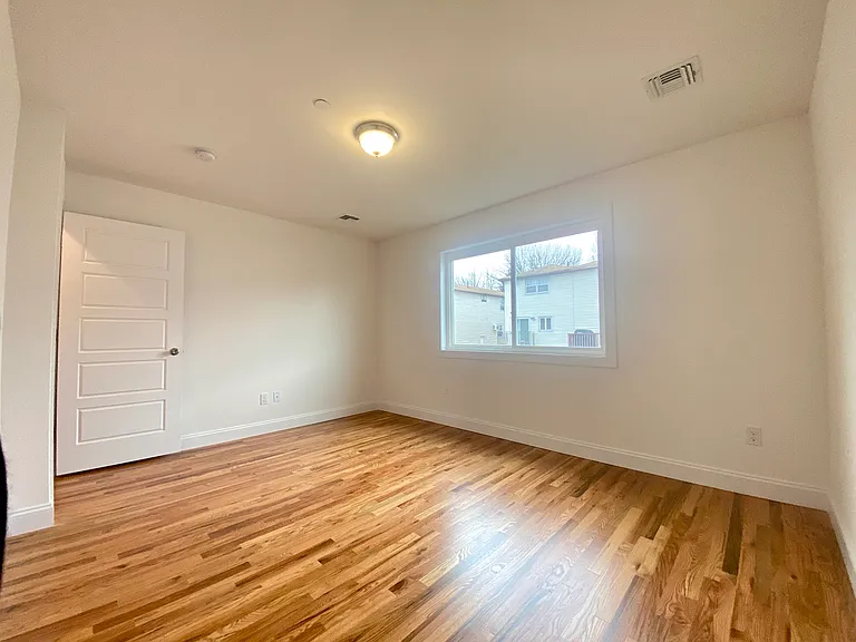 881 Sinclair Ave #2F — Photo 18