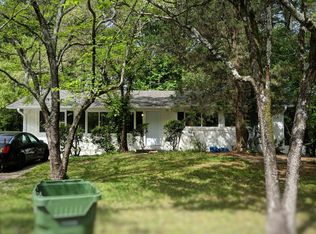 832 Harwell Rd NW, Atlanta, GA 30318